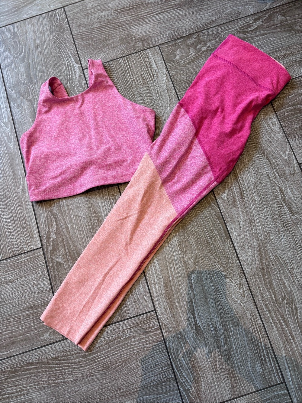 Outdoor Voices Pink Colorblock Leggings (L) with Matching Crop (M)